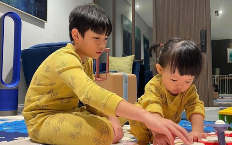 Đồ đôi nhìn cưng xỉu mà Subeo và Suchin đang mặc: Thương hiệu nổi tiếng, giá cũng... không mềm