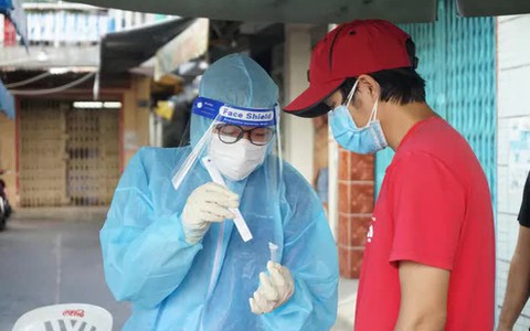 NÓNG: Từ nay đến 15-9, nơi có nguy cơ cao sẽ xét nghiệm Covid-19 tại nhà ít nhất 3 lần