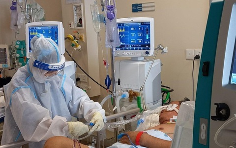 Bộ Y tế: Những trường hợp mắc COVID-19 phải đến BV điều trị, không được theo dõi ở nhà