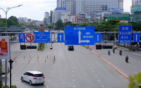 TP.HCM thành lập Ban chỉ đạo xây dựng kế hoạch phòng, chống COVID-19 và phục hồi kinh tế