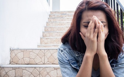 Người yêu cũ hẹn tôi ăn tối, chồng tôi: “Đi đi, anh sẽ chuyển tiền cho em, bữa ăn này anh mời”