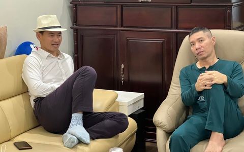 Không tham gia Táo Quân, Xuân Bắc và Công Lý "đánh lẻ" hẹn hò nhưng nhìn hình ảnh mà ai cũng bật cười
