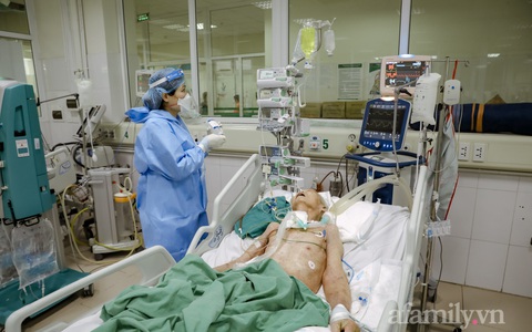 Hà Nội liên tiếp dẫn đầu cả nước về số ca mắc mới trong gần nửa tháng qua, các bệnh viện điều trị F0 hiện ra sao?