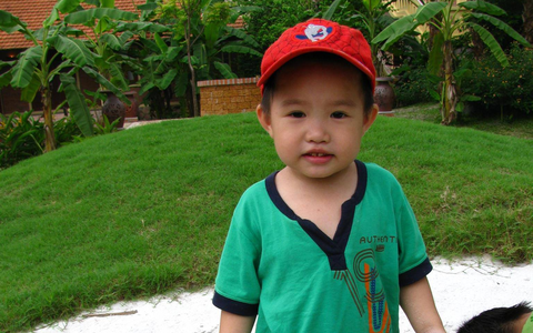 Bé 8 tháng tuổi biết nói, 22 tháng tuổi đọc thơ theo ngữ cảnh, mẹ bật mí hành trình phát triển ngôn ngữ của con chứ không phải Thánh Gióng