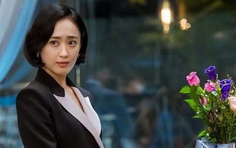 Mỗi ngày thấy thiếu một đôi dép, tôi sợ hãi định chuyển nhà thì phát hiện chuyện động trời