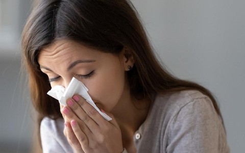 Nếu nước mũi có những màu này thì phải cẩn trọng bệnh tật