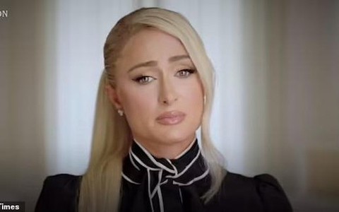 Paris Hilton: 'Tôi bị lạm dụng tình dục ở trường nội trú'