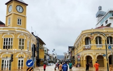 Phuket của Thái Lan trải qua đợt lũ lụt tồi tệ nhất trong 30 năm