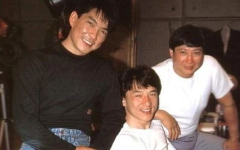 Hai đồ đệ của huyền thoại phim võ thuật Hồng Kim Bảo: Người thành đại minh tinh lừng danh, người sống đơn giản