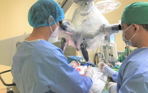 Nhổ liền 4 chiếc răng vì đau nửa mặt, vào viện mới phát hiện đau dây thần kinh tam thoa