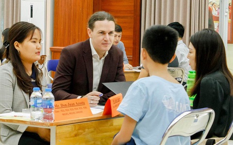 Những cuộc họp phụ huynh không phải để... thu tiền