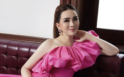 Nữ tỷ phú vừa mua lại Hoa hậu Hoàn vũ quyền lực cỡ nào?