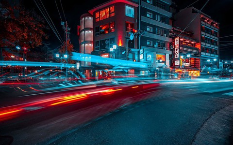 Cố đô Nhật khoác lên mình tấm áo mới mang màu sắc hiện đại bất ngờ qua ống kính nhiếp ảnh gia đường phố