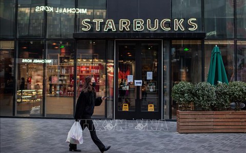 Nghị sĩ Hàn Quốc: Công ty Starbucks đã biết trước về độc tố trong túi gói đồ mang đi