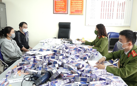 Tự mua thực phẩm chức năng sử dụng, suýt tử vong mà tưởng đang... thải độc