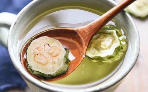Giảm cân, hạ đường huyết nhờ thêm thứ này vào nước nóng uống mỗi ngày