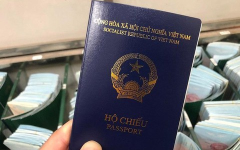 Quốc hội đồng ý bổ sung nơi sinh vào hộ chiếu mẫu mới