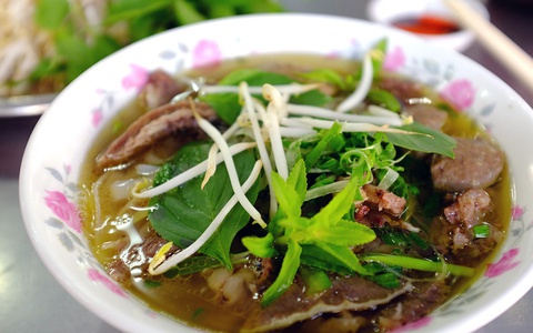 Đi chợ thấy giá đỗ có dấu hiệu này tốt nhất đừng mua, 3 sai lầm cần tránh khi ăn giá đỗ