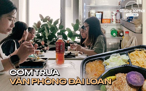 Nữ nhân viên vẫn gắn bó với công ty dù bất đắc dĩ làm 2 vị trí và ăn cơm hộp cho qua bữa trưa