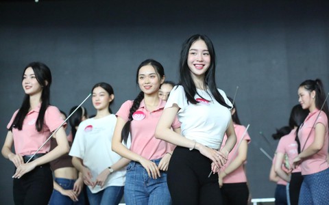 Choáng ngợp sân khấu Chung khảo
