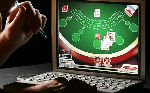 Số tiền đánh bạc trên mạng ước tính hàng triệu USD mỗi ngày