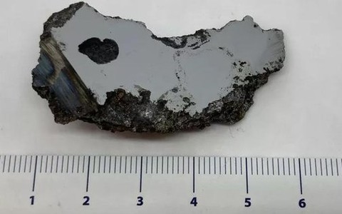 Lộ diện 2 thứ chưa từng thấy trong vật thể 15 tấn hạ cánh xuống Somalia