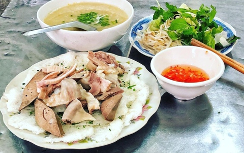 Bánh hỏi cháo lòng - sự kết hợp ‘gây nghiện’ nhất định phải thử khi đến Quy Nhơn