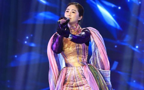 Dàn nghệ sĩ tăng độ phủ sóng nhờ Ca Sĩ Mặt Nạ