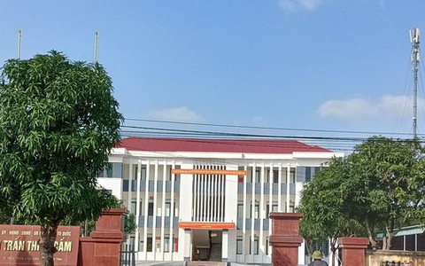Hà Tĩnh: Khai trừ khỏi Đảng nữ cán bộ tư pháp quan hệ bất chính