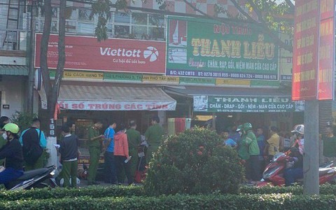 Một phụ nữ bán vé số Vietlott bị sát hại giữa đường