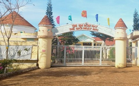 Thông tin mới nhất vụ "Nữ hiệu trưởng phân công giáo viên đi tiếp nhiều đoàn khách 'VIP'"