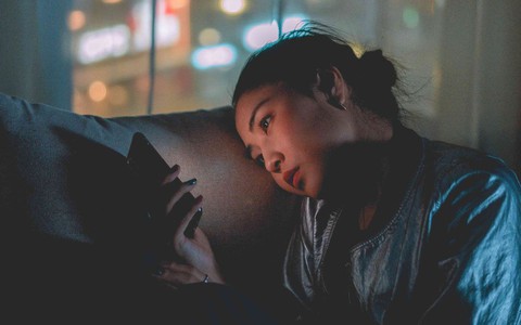 7 thói quen tiết lộ nhiều điều về tính cách của bạn: Từ dáng đi, cách bắt tay hay chữ viết cũng cho thấy bạn có dễ dàng thành công hay không