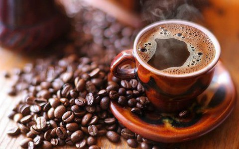 Cảnh báo: Những người không nên uống 2 ly cà phê mỗi ngày