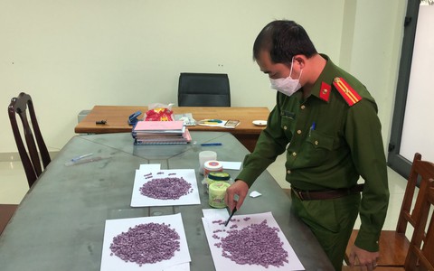 Bóc mẽ sự thật bên trong thùng trái cây của nhóm thanh niên tại Đà Nẵng