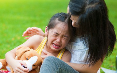 Tại sao con người ta ngoan ngoãn còn con mình thì không? Bí mật nằm ở 3 cách giao tiếp đơn giản này
