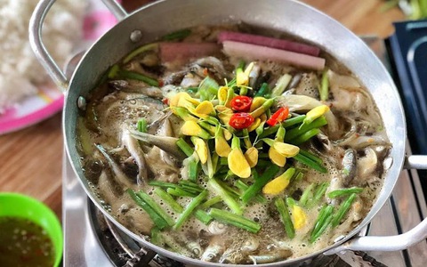 Ăn lẩu đừng nhúng các loại rau này vì có thể khiến gia đình "rước đủ thứ bệnh"