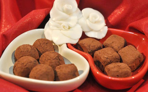 Dùng bánh Choco-Pie làm sô-cô-la cực đơn giản, 5 phút là xong mà thành phẩm ngon lạ xuất sắc!