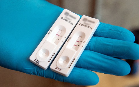 Test Covid nhanh hiện 2 vạch nhưng xét nghiệm PCR lại âm tính: BS chỉ rõ 3 lý do, lưu ý một điều sống còn dù đã, đang dương tính hay chưa bao giờ bị Covid-19