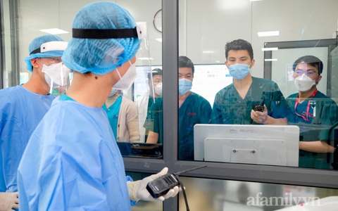 "COVID đâu thể làm chúng tôi gục ngã, F0 chính hiệu đây nhưng không nghỉ ngày nào"