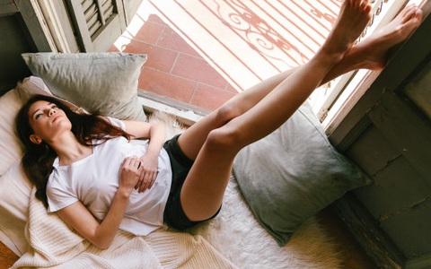 Nếu đi ngủ sau 23h trong thời gian dài, cơ thể phụ nữ dễ mắc 1 trong 4 vấn đề nguy hiểm mà thuốc bổ cũng khó có thể bù đắp được