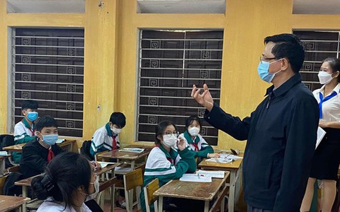 Tuyển sinh lớp 10 ở Hà Nội: Chưa ngã ngũ thi 3 hay 4 môn