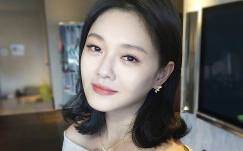 Từ Hy Viên đời tư rối ren, từng bị chê cười vì sinh con gái "xấu xí" nhưng cách dạy con đáng học hỏi: Mẹ chồng cũng phải nể