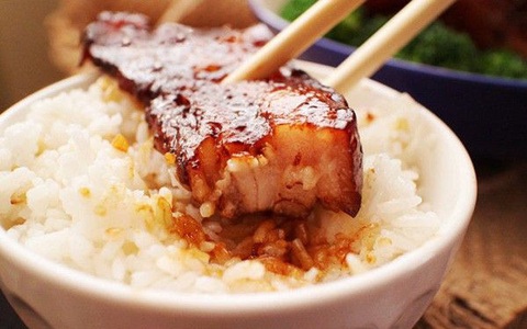 Kiểu ăn cơm gây bệnh ung thư cực nhanh, 90% người Việt đang phạm phải sai lầm mà không biết