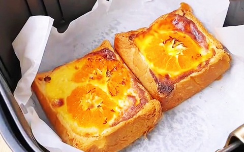 Món bánh này không chỉ dễ làm mà vừa ngon, vừa giúp sát khuẩn họng cực tốt: Có nồi chiên không dầu phải triển ngay!