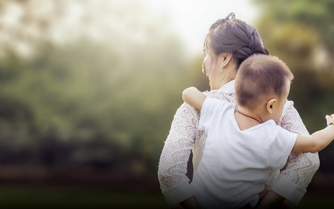 Phụ nữ Trung Quốc độc thân có thể sinh con mà không cần lấy chồng