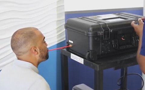 Mỹ cấp phép sử dụng khẩn cấp cho xét nghiệm COVID-19 qua hơi thở