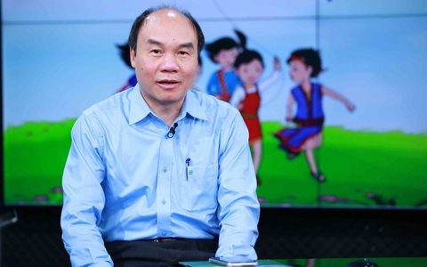 Chương trình lớp 10 mới: Học sinh không cần học Lịch sử, Vật lý nếu không thích