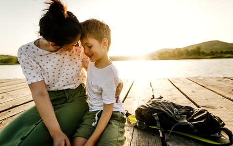 Hành trình học làm mẹ không tránh khỏi những sai lầm, hãy lượng thứ và cho mẹ cơ hội sửa sai, em con cũng sẽ rất vui vì điều đó!
