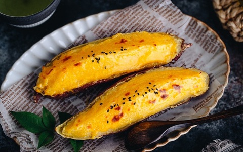 Khoai lang nướng mà làm thế này thì xứng đáng đẳng cấp 5 sao, chị em sẽ "phát cuồng" cho mà xem