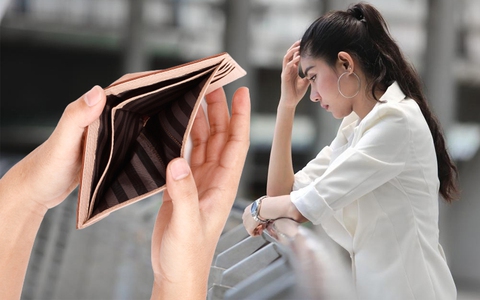 8 thói quen cần bỏ nếu bạn không muốn nghèo mãi